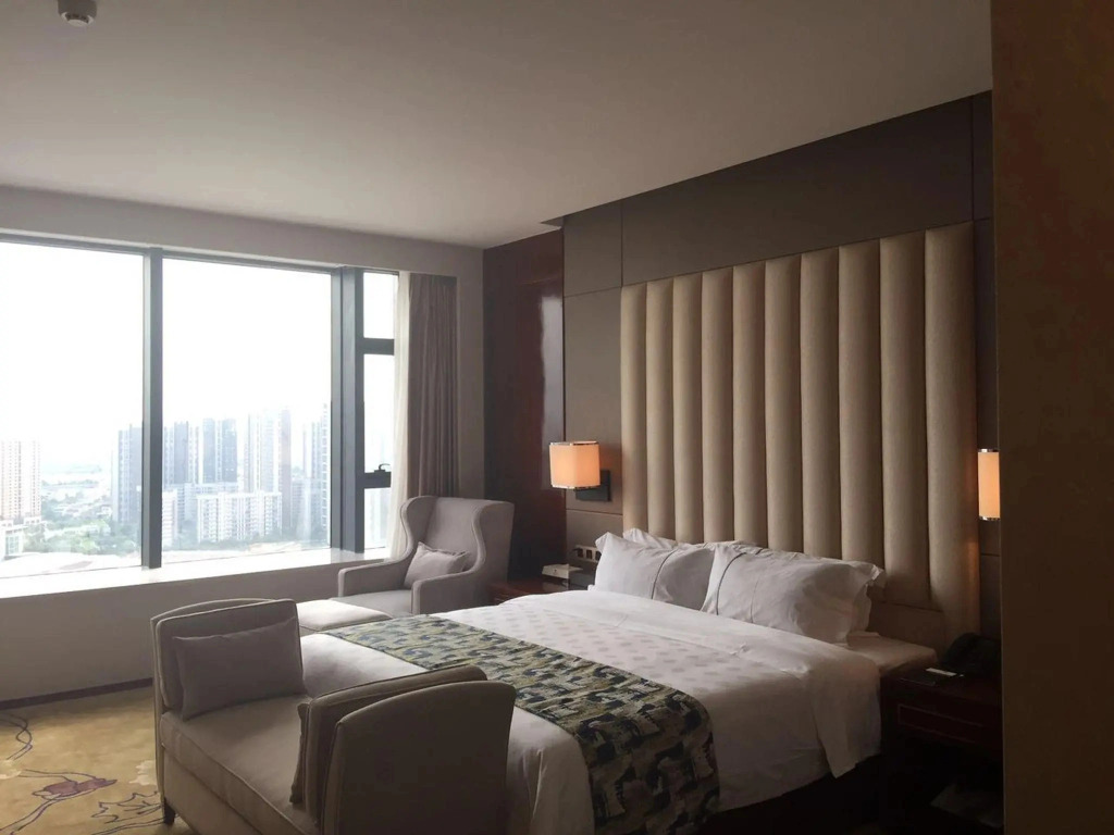 Xinjunyue Hotel
