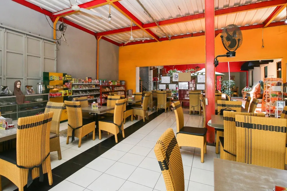 Airy Eco Syariah Stasiun Cirebon Inspeksi 7