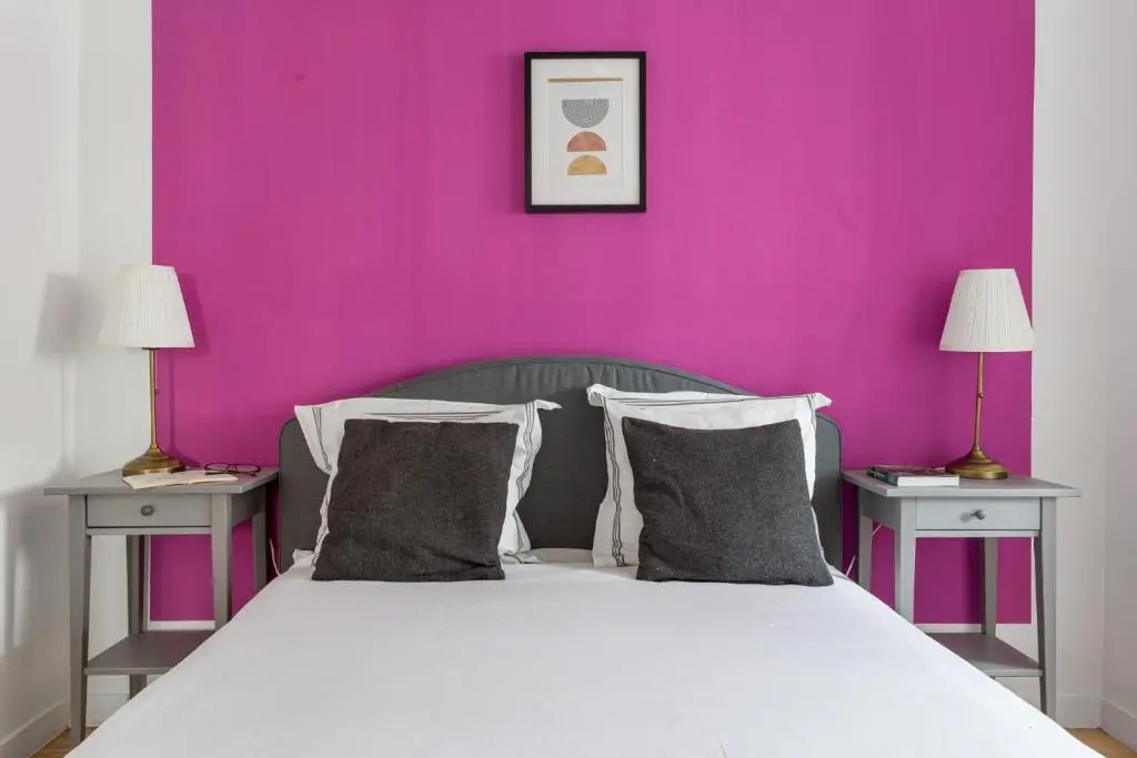 ALTIDO Stylish 2-bed Apt with balcony in Lapa, 5mins to National Museum of Ancient Art
