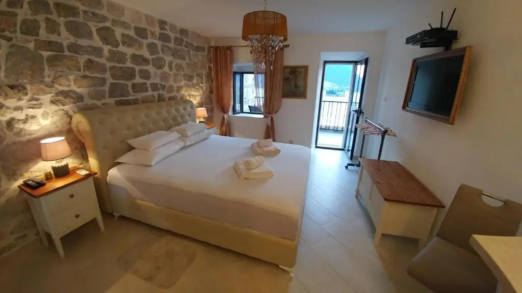 BellaVistaZmukic Guesthouse
