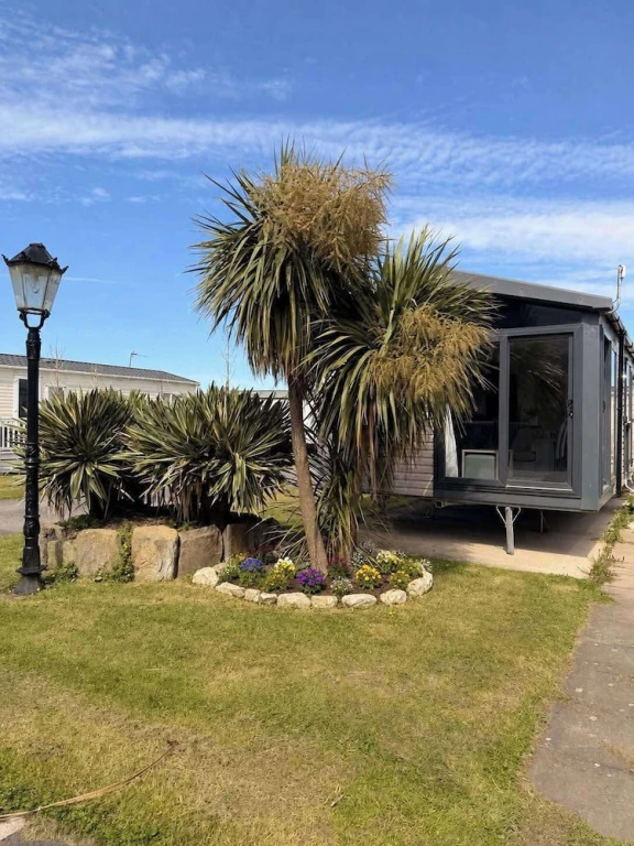 Seaside Charm Cabin Retreat in Rhyl