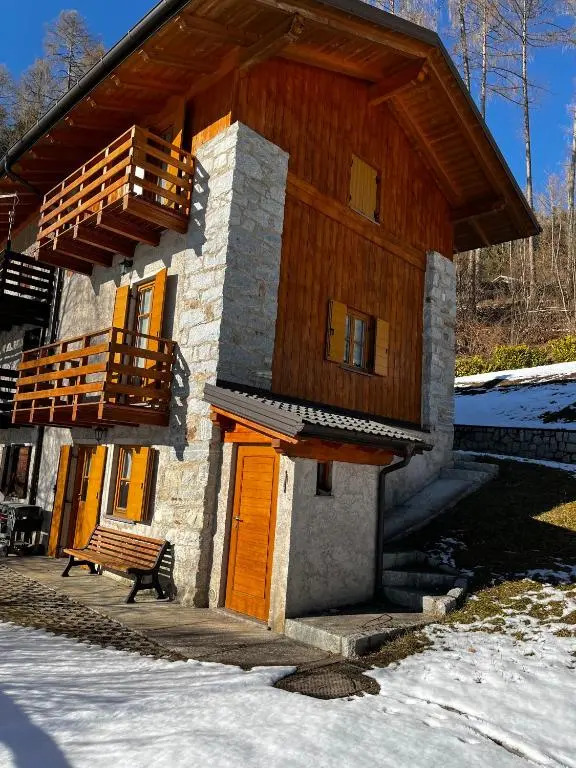Baita Gegia - 022240-At-010284