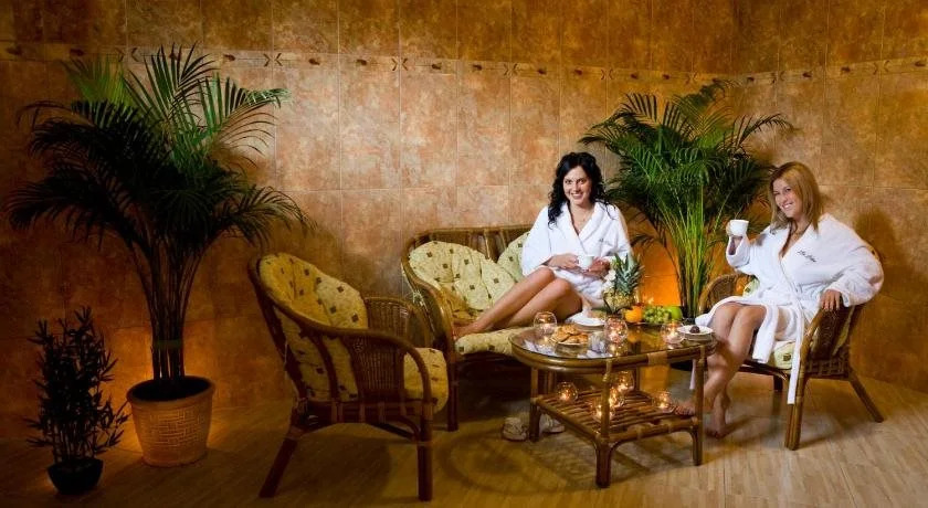 Hotel Re Vita