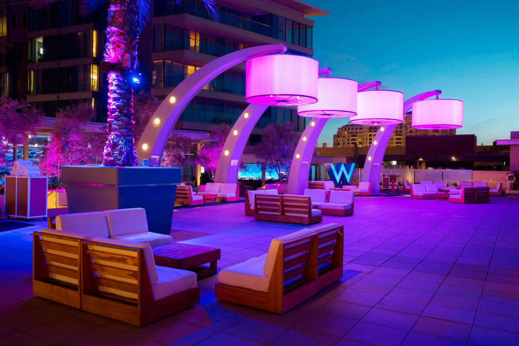 W Scottsdale