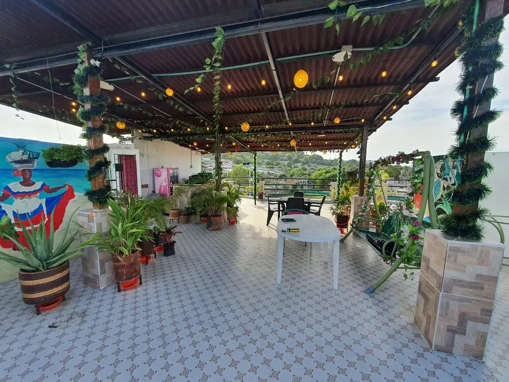 Hostal Happy Day - Hostel