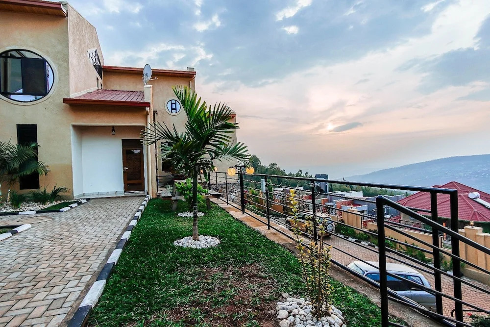 High Ground Villa Ltd