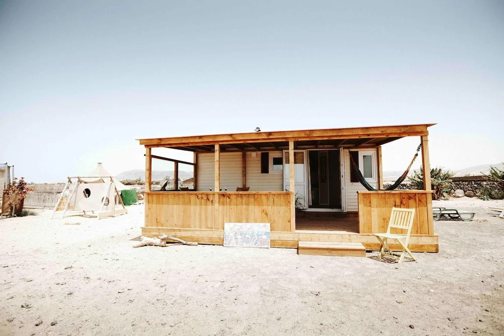 House With 2 Bedrooms in El Cotillo, With Wonderful sea View and Wifi - 1 km From the Beach