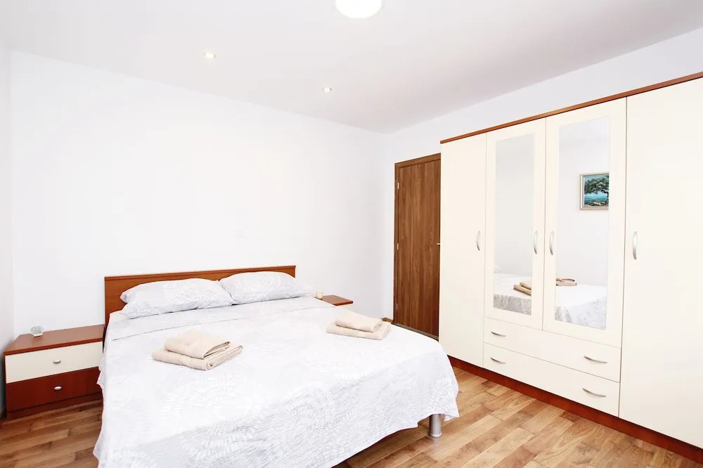 Apartment Anica
