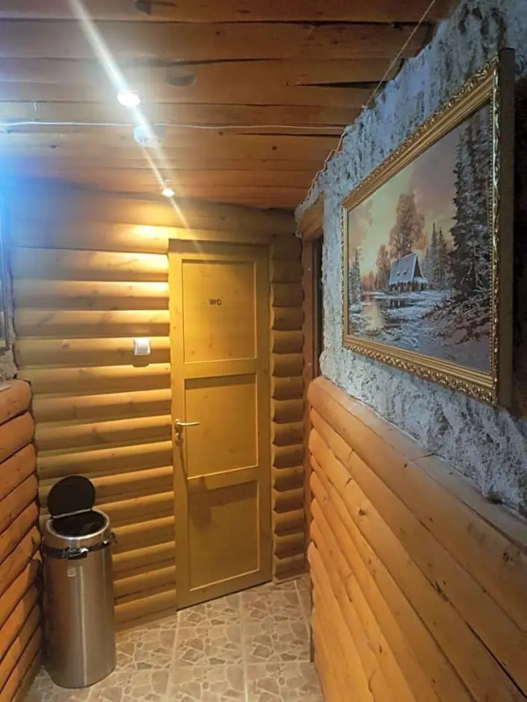 Hostel P33