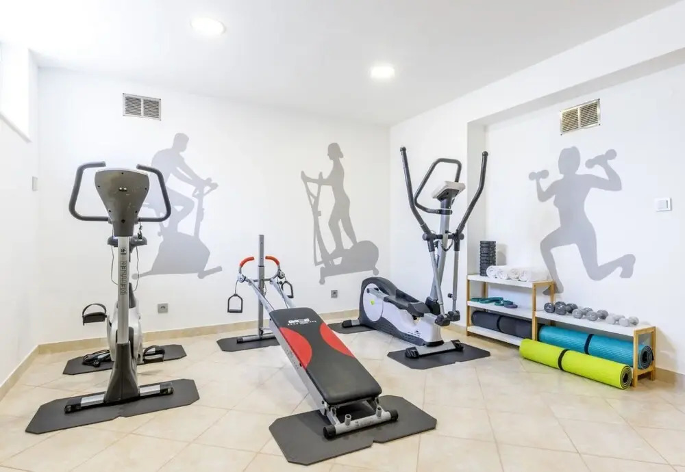 Ante - With Pool & gym - H