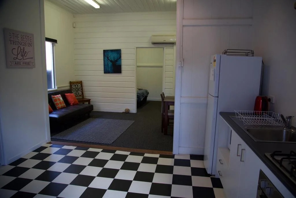 Bluetongue Backpackers