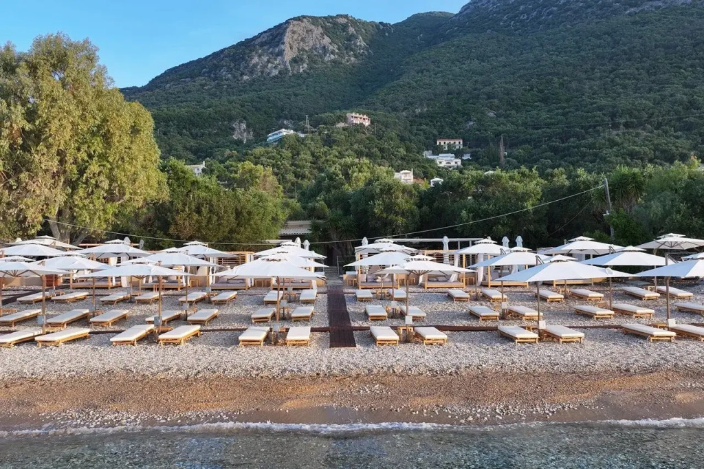 Ionian Crown - Suites In Barbati