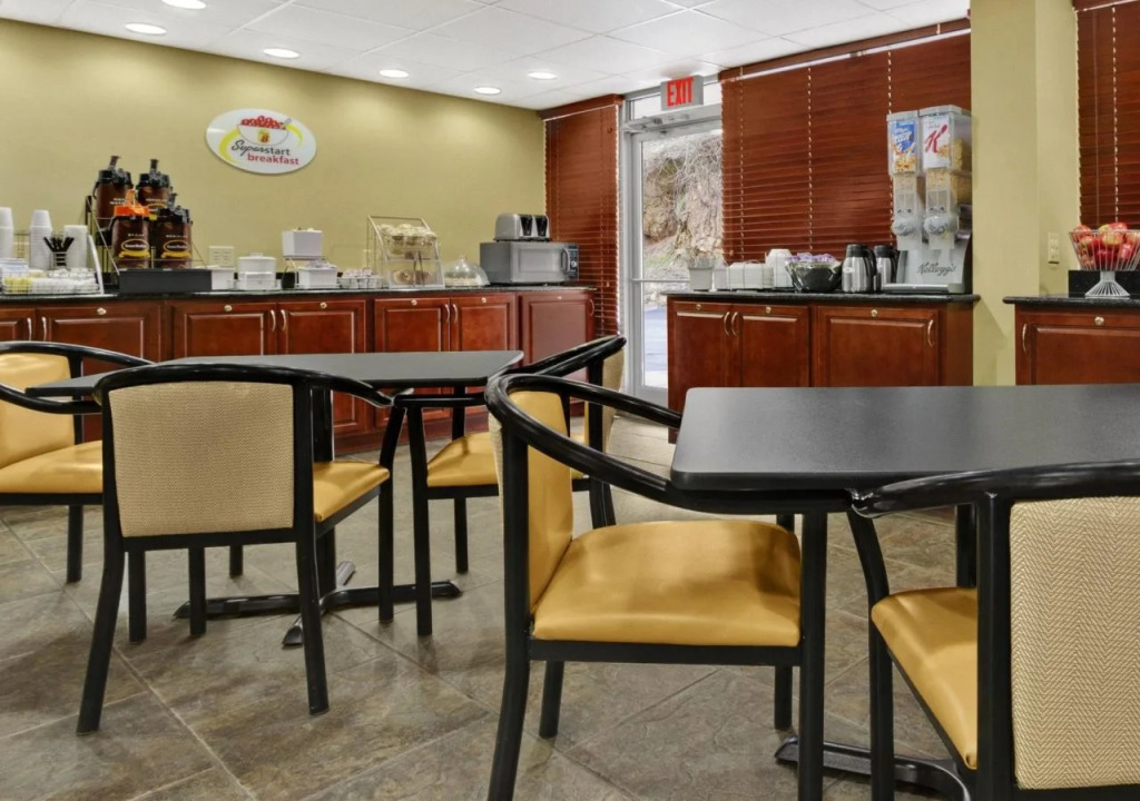 Quality Inn Asheville Downtown Tunnel Rd