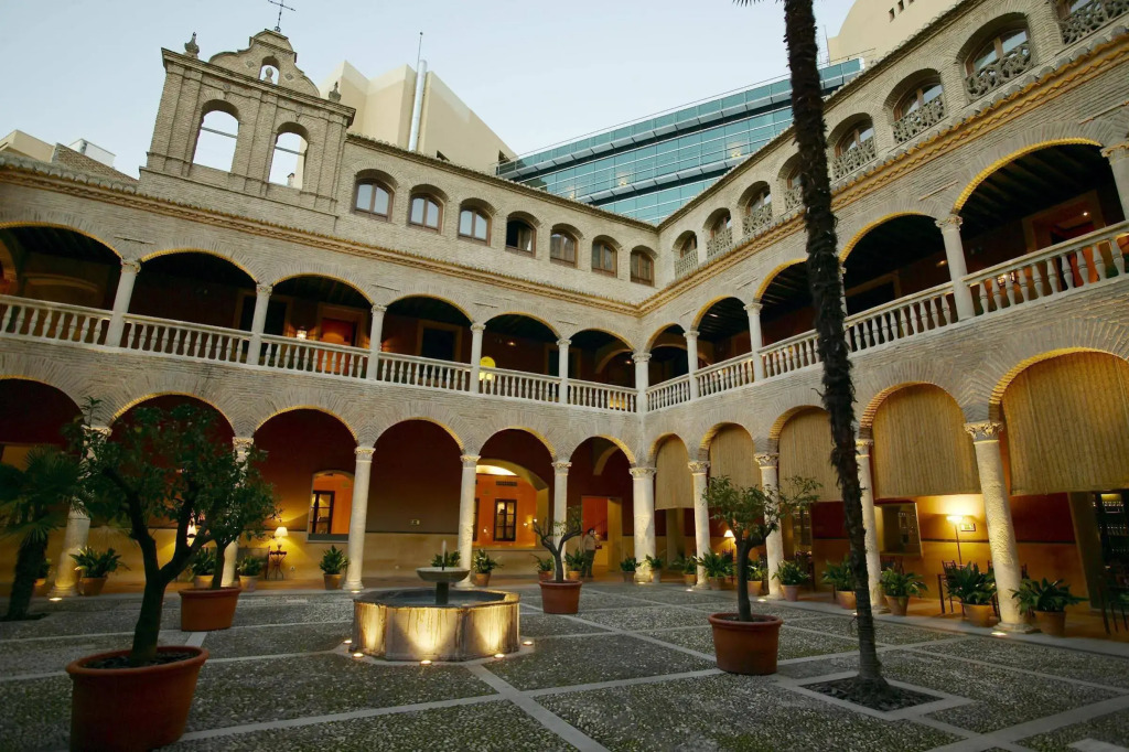 Hotel Palacio de Santa Paula, Autograph Collection