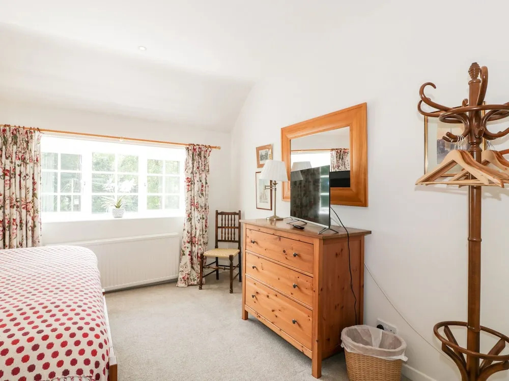 The Mews Flat