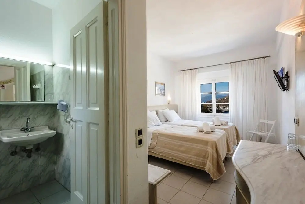 Vista Vaios Rooms & Studios Pension