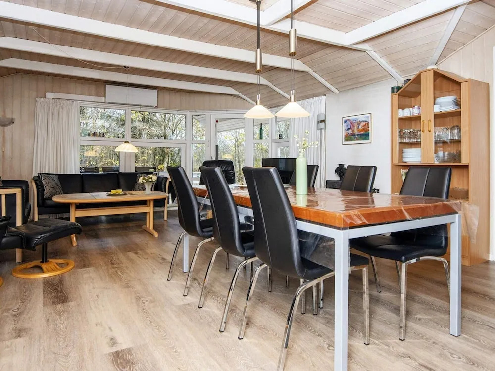 6 Person Holiday Home in Romo
