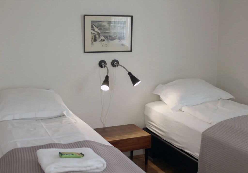 Grettir Guesthouse Downtown Charm