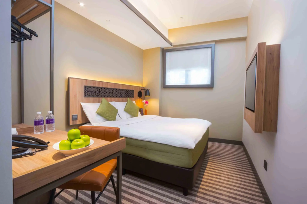 Отель Dash Living Rochor