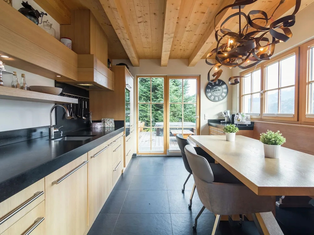 Chalet in Piesendorf with Sauna, Hot Tub, Pool, Whirlpool