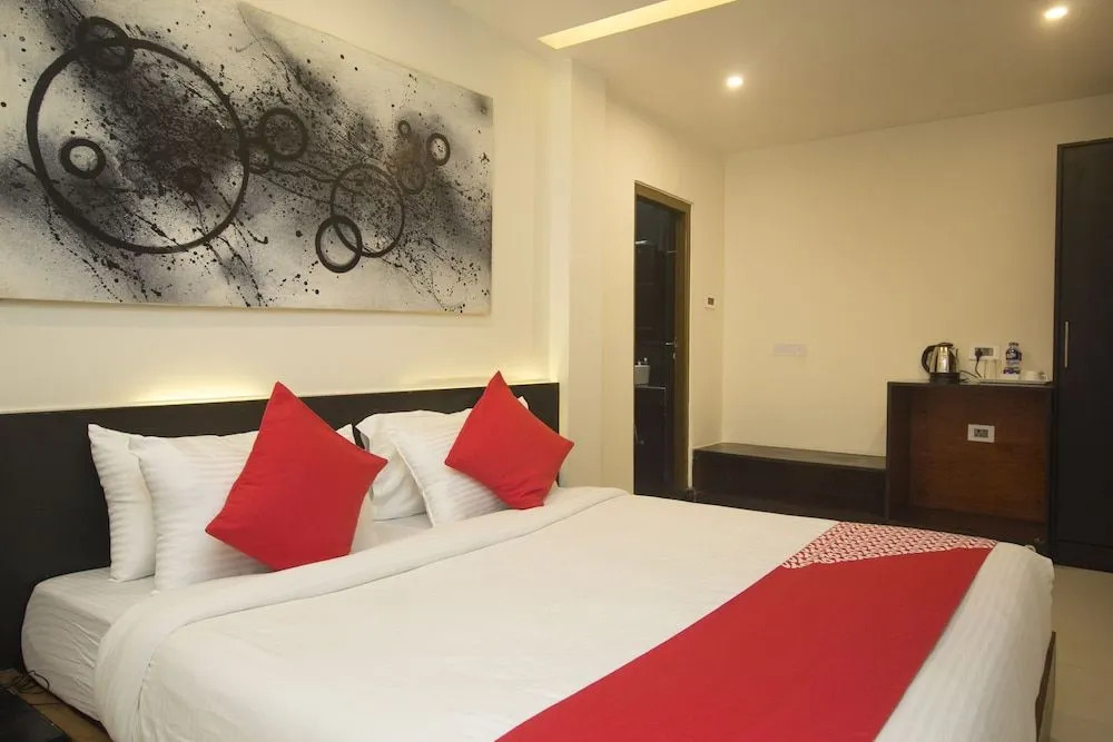 OYO 24798 Kiwi Hotel Yavachi