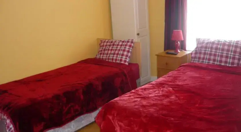 Deacys B&B