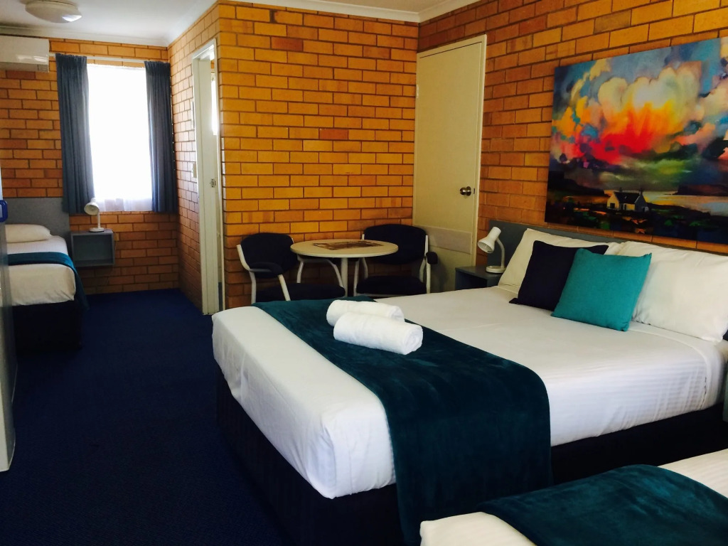 Bosuns Inn Motel