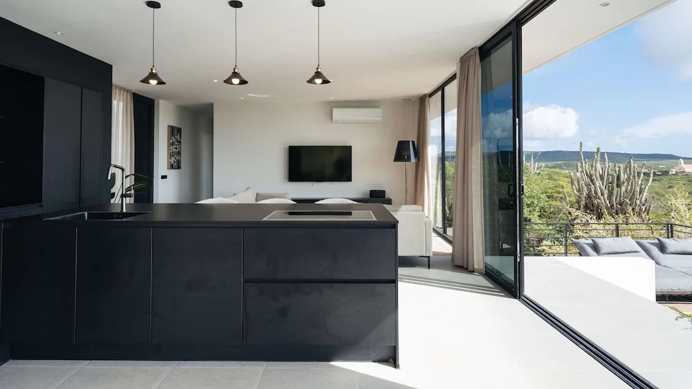 Villa Solara Cove Modern Design Luxury Nature