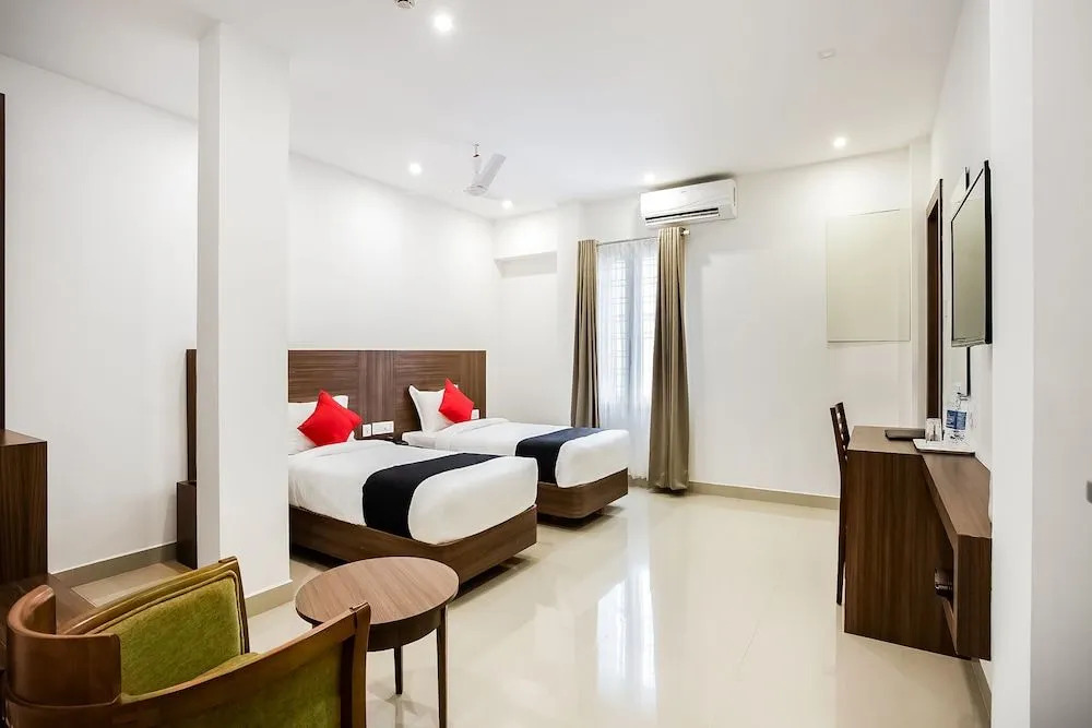 Capital O 60558 Hotel Midhuna International