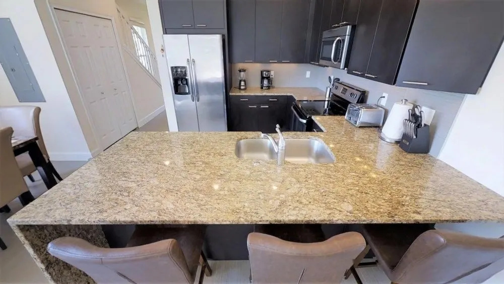 ACO FAMILY – 3 bd with pool and Grill (1737)