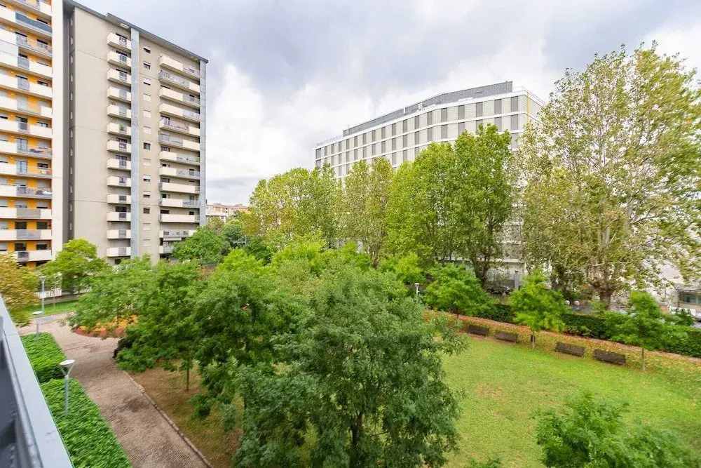 SARCA 324, Milan