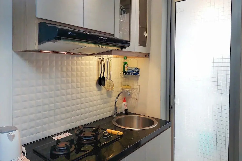 Comfort And Nice 2Br At Bassura City Apartment
