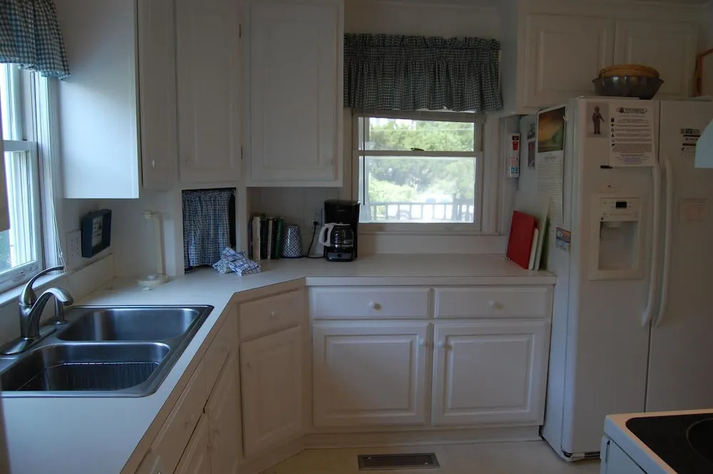 E-Z Does It - 7 Br Home