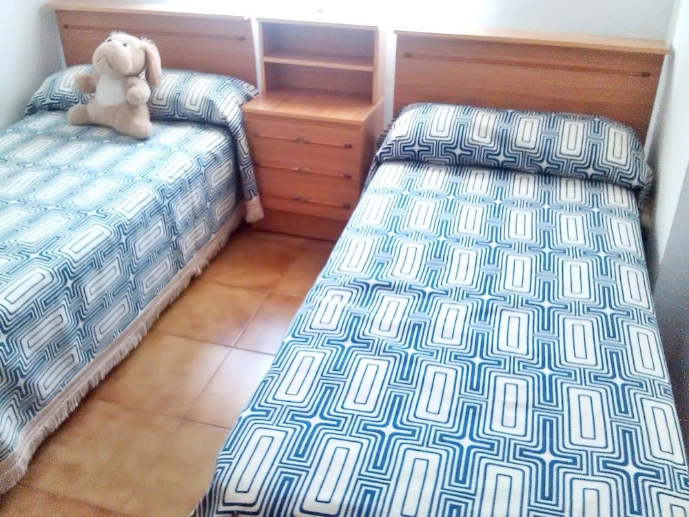 House With 3 Bedrooms in Orpesa, With Wonderful sea View and Enclosed