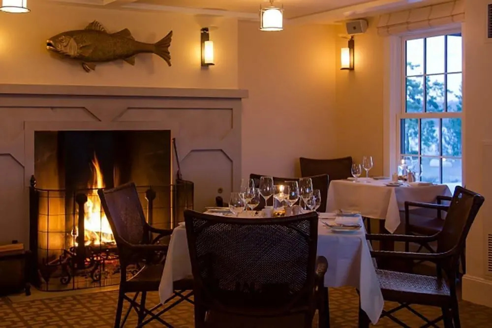 Weekapaug Inn