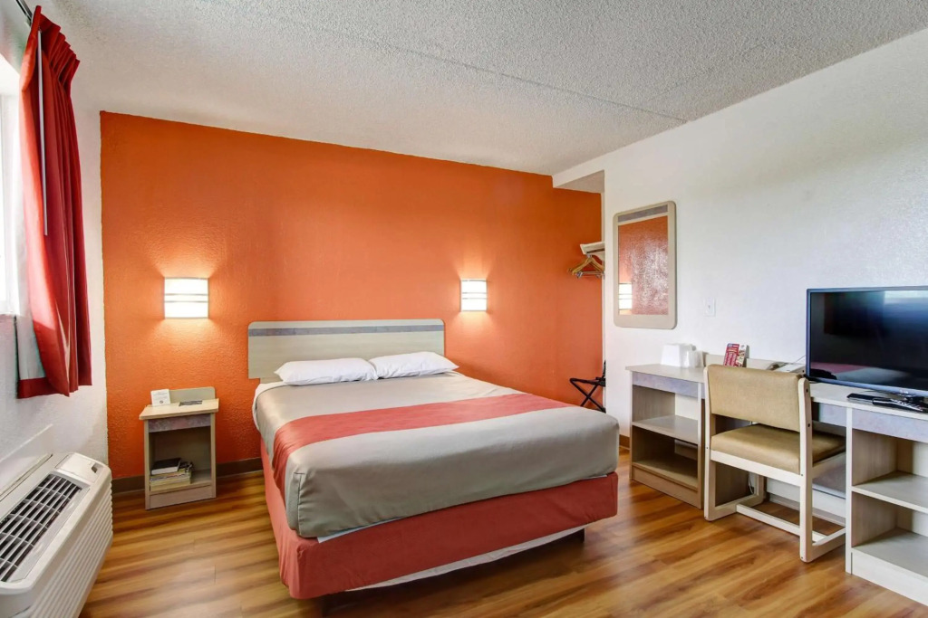Motel 6-North Ridgeville, OH - Cleveland Intl Airport - N Ridgeville