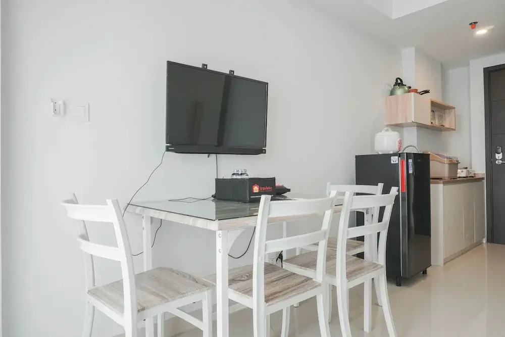Fully Furnished With Comfortable Design Studio Citra Living Apartment