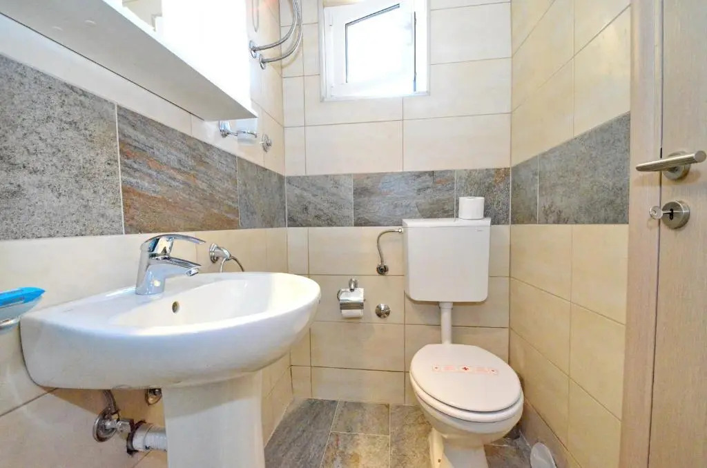 Villa Velzon Guesthouse