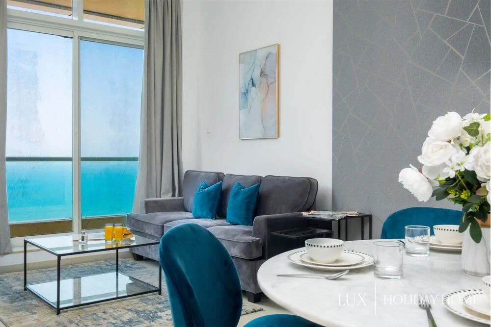 LUX Holiday Home - Botanica Tower 1