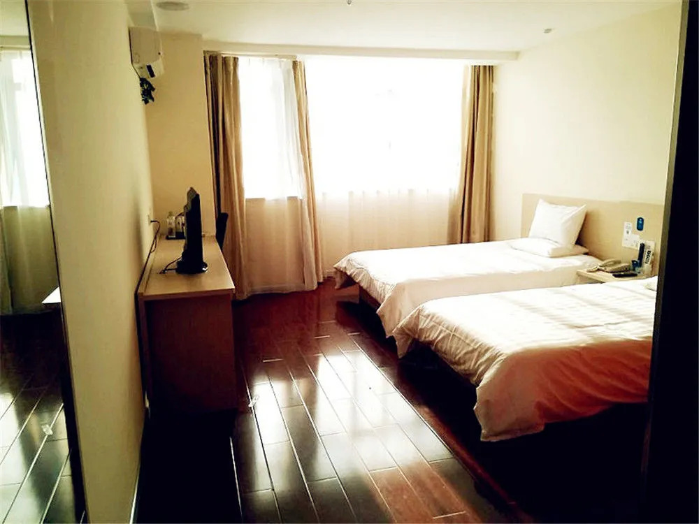Hanting Hotel (Kunming Chenggong)