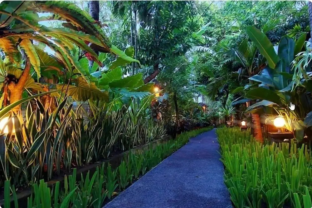 SMV . 8-BR · 8BR Pool Prime Area Walk to Beach N Shops Legian