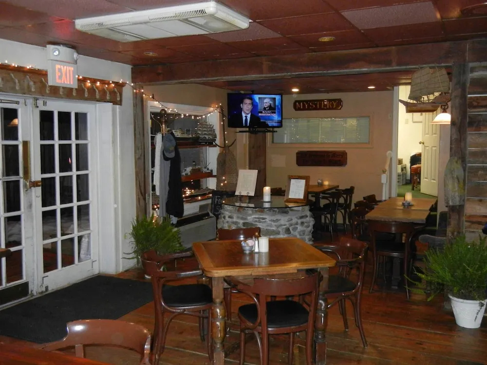 Wayside Inn