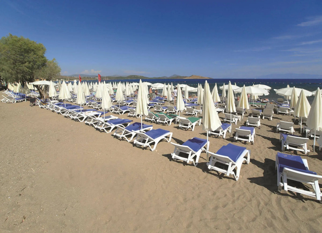 Petunya Beach Resort