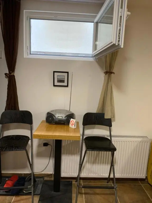 A6 Apartment