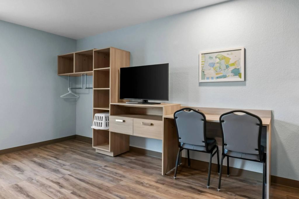 WoodSpring Suites Rogers Bentonville