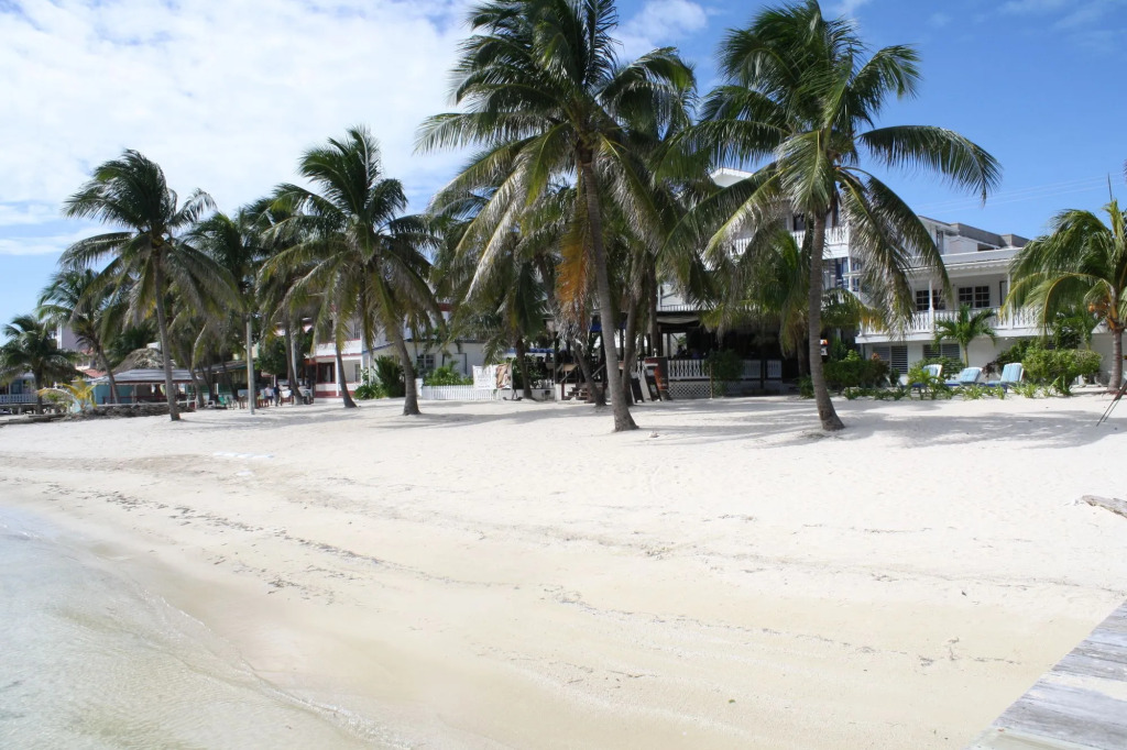Holiday Hotel