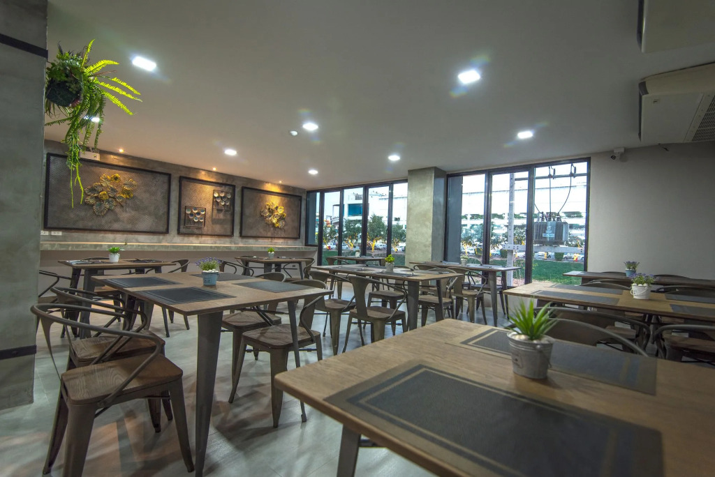 deVloft hotel Korat