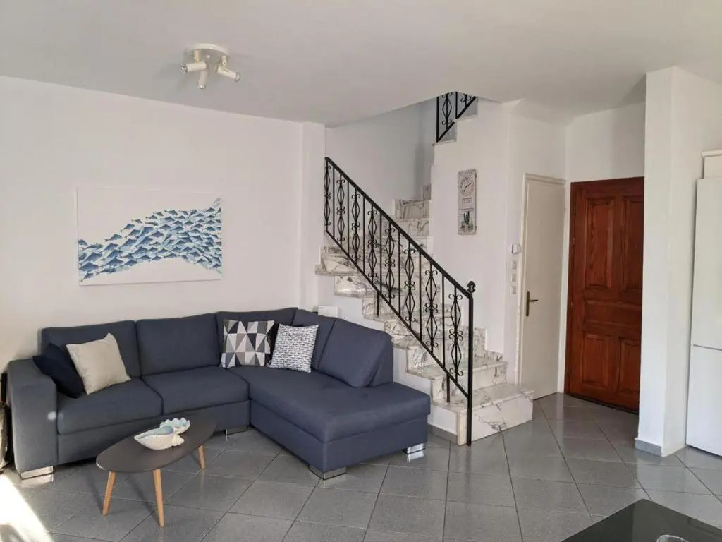 Villa Beta - 5min walk to beach, BBQ, Parking