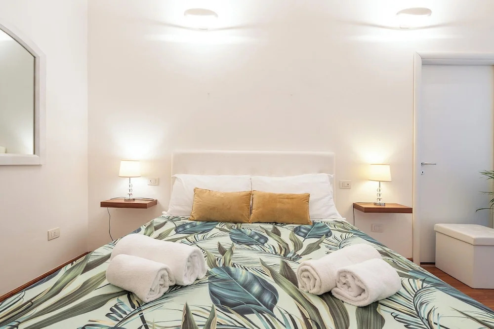 Blanco Rooms