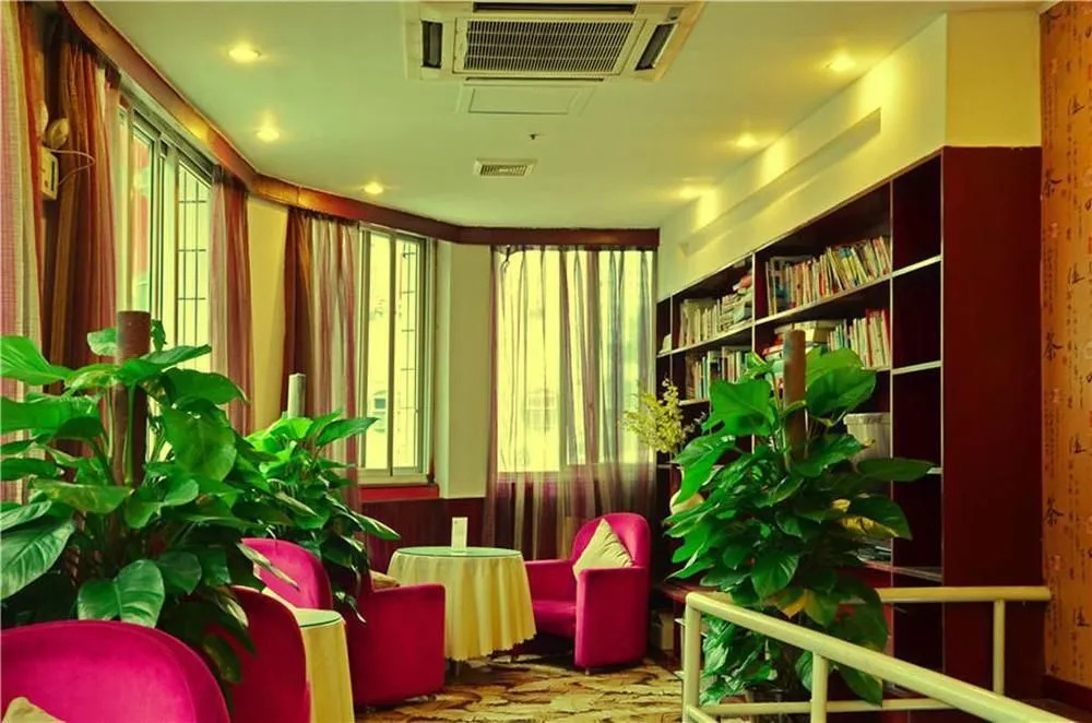 Sichuan Jialingjiang Hotel